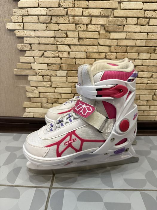 Продам коньки для девочки