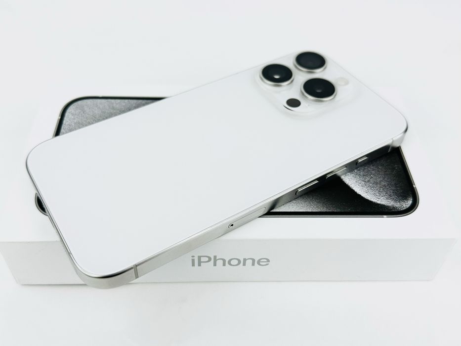 Apple iPhone 15 Pro 256GB White Titanium Перфектен! Гаранция!
