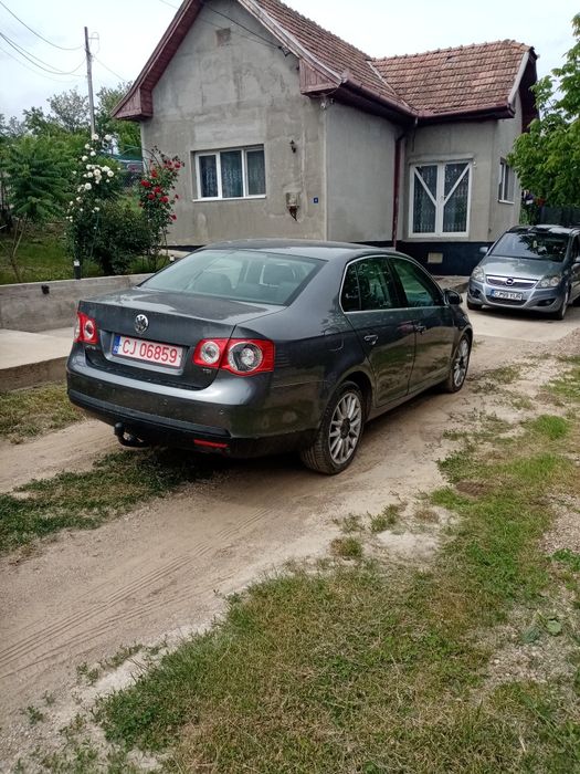 VOLKSWAGEN Jetta 2005 — imagine 3