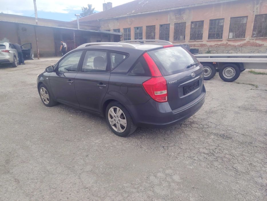 Kia Ceed 1.6CRDI, Кия  Сиид на части!
Юни 2010