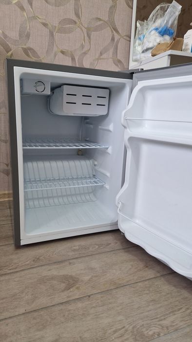 Холодильник бирюса