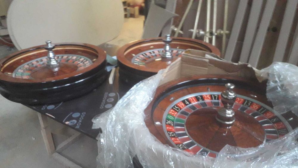Masa / mese de ruleta - Custom Tables EU