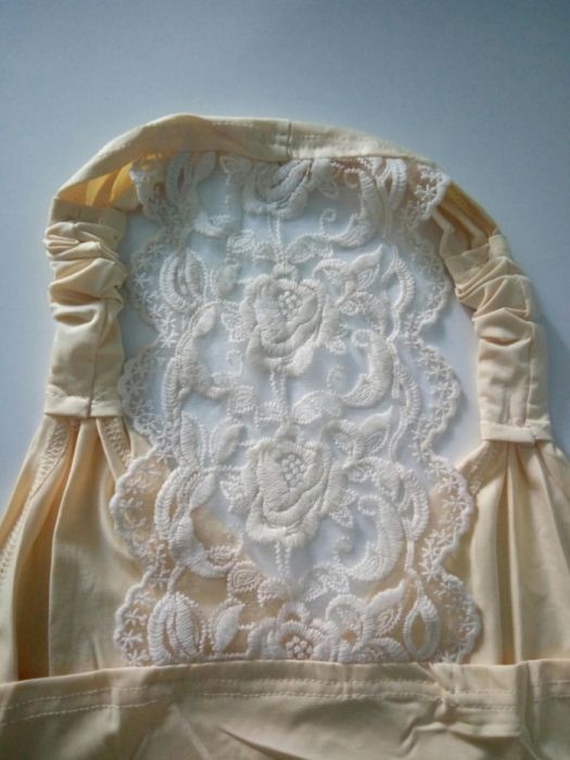 Дамски потник с дантела нов!