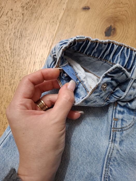 Blugi zara mărime 98