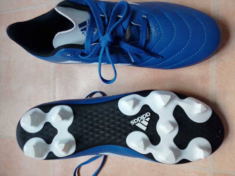 Футболни бутонки Adidas