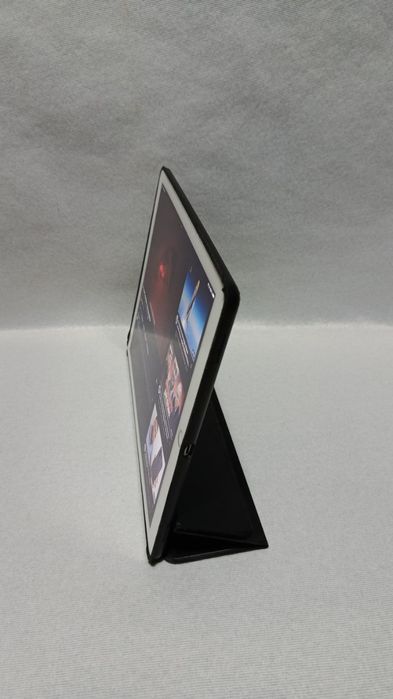 Pad Pro 12,9 dyumli 128 GB sim kartali
Ekan katta