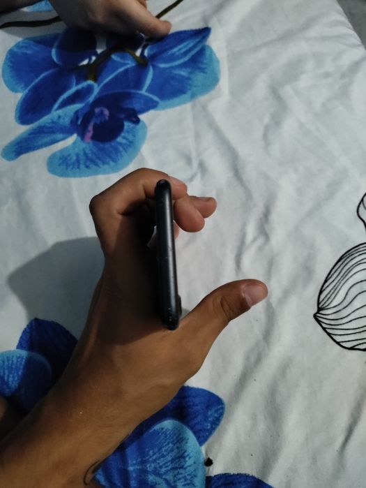 Vand iphone 7 negociabil