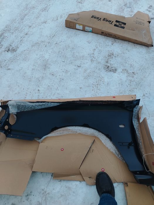 Крыло тайота камри 10 правое.