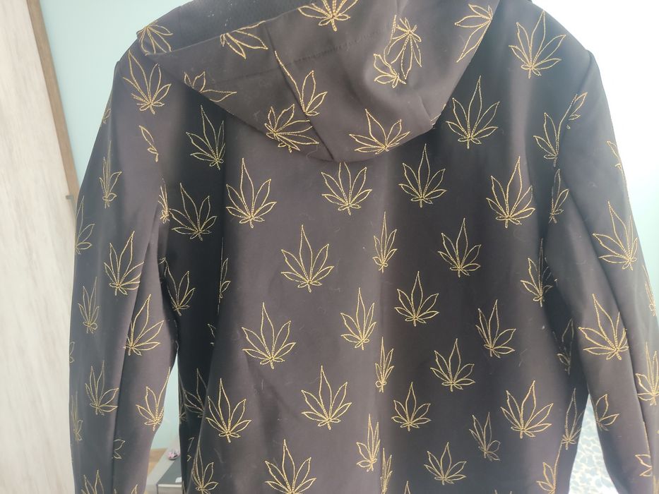 Palm Angels черно яке със златисти елементи