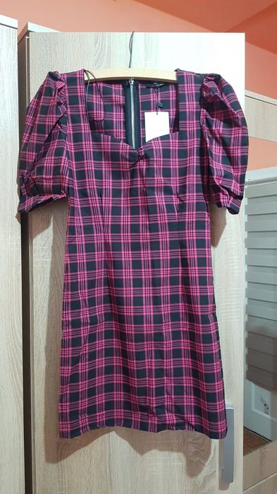 Rochita noua, Bershka