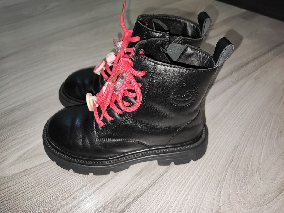 Ghete piele,Benvenuti pt. fetite, marimea 32