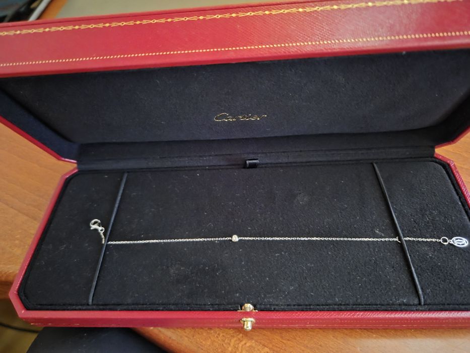 Гривна Cartier цената не се коментира