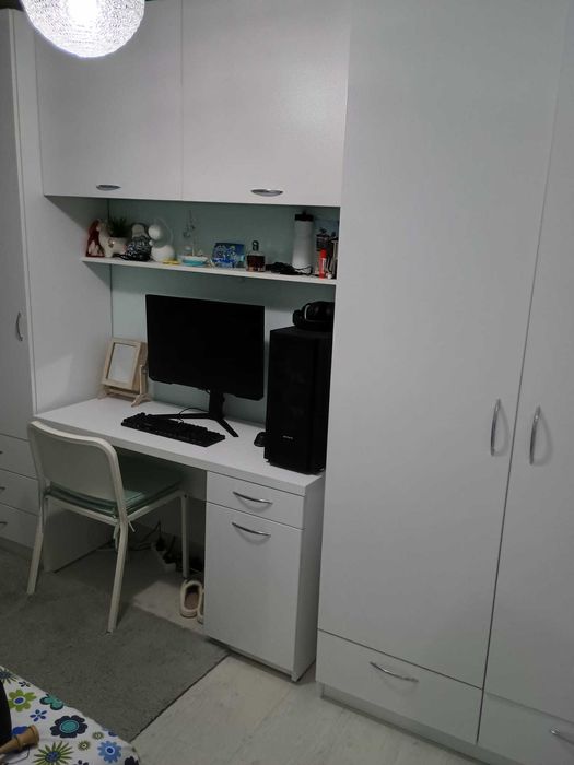 3 camere decomandat cf 2A - Al.Iezerului -  pret negociabil