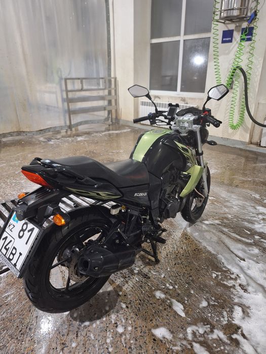 Продам мотоцикл Racer nitro 250