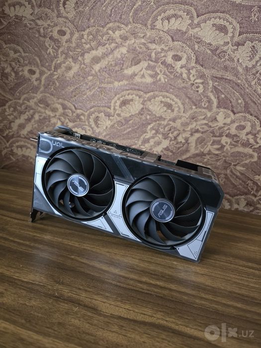 Asus RTX 5060 8gb Dual OC
