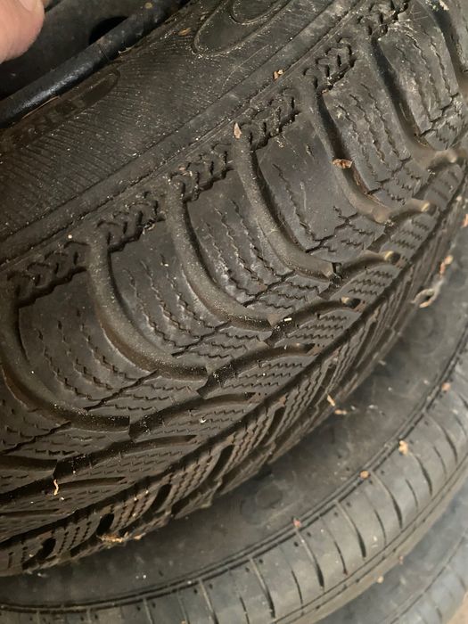 Гуми за Пежо и Ситроен