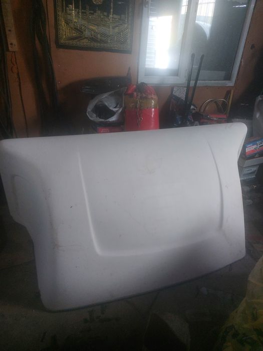 Продам обтикатель на газель (корону)