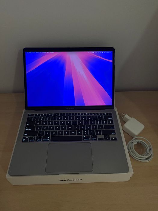 Apple Mackbook Air