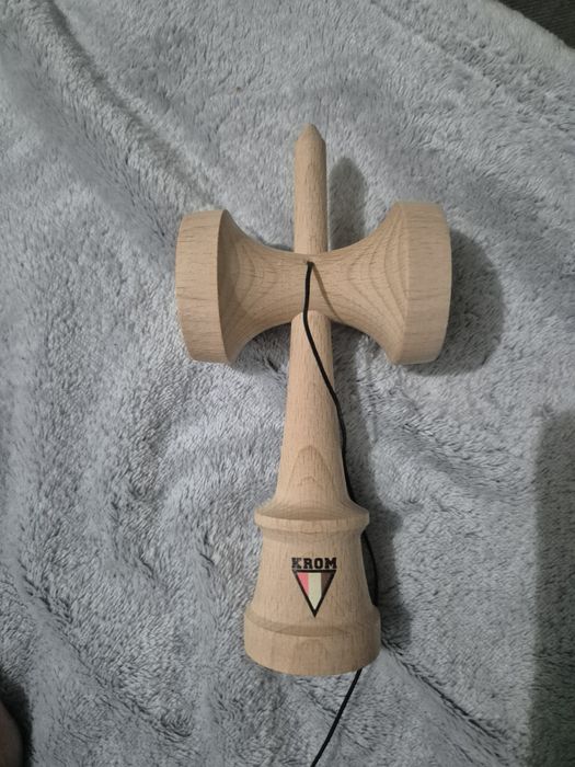 Vand kendama strogoo