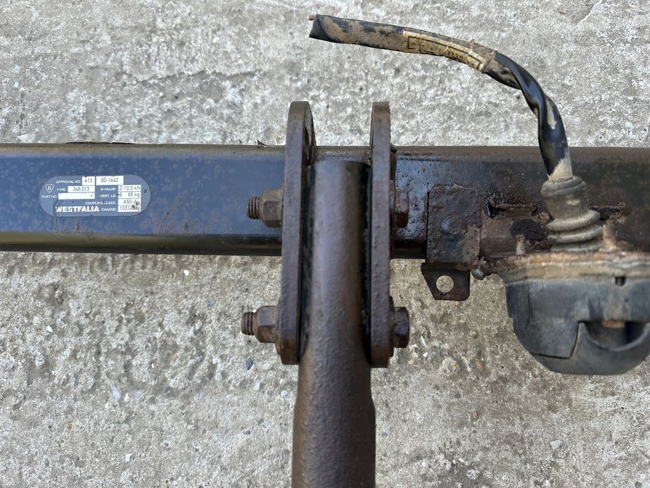 Теглич- Субару форестър(1998-2002)