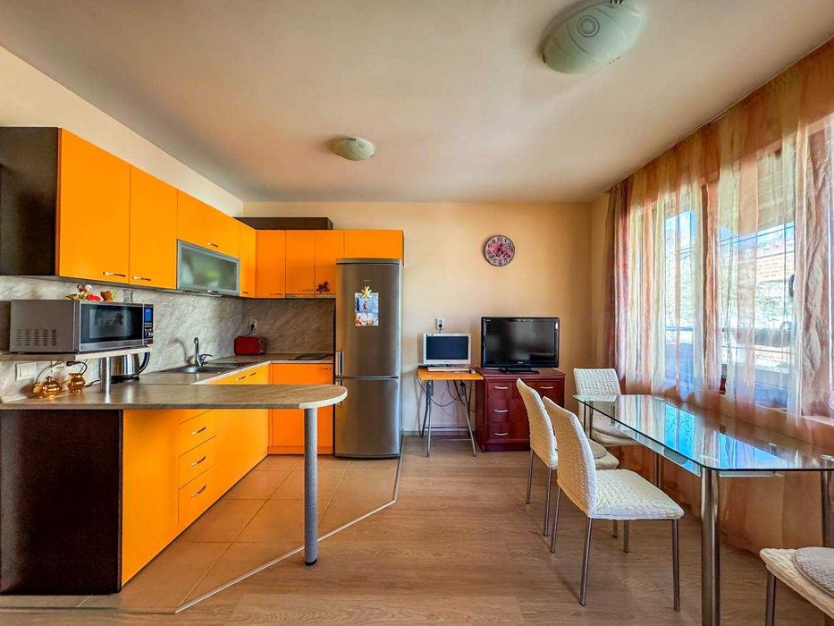 Продава се Двустаен апартамент в Бургас, Сарафово - 72 кв.м за 985 €/кв.м - Снимка #1