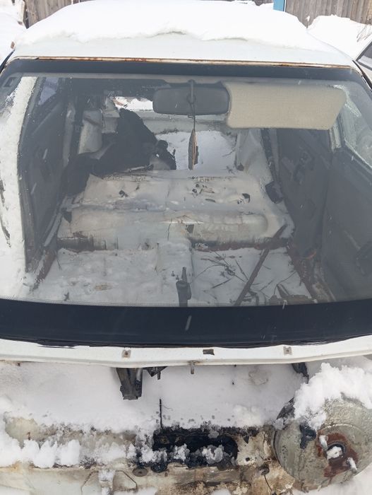 Продам запчасти на ваз 2110