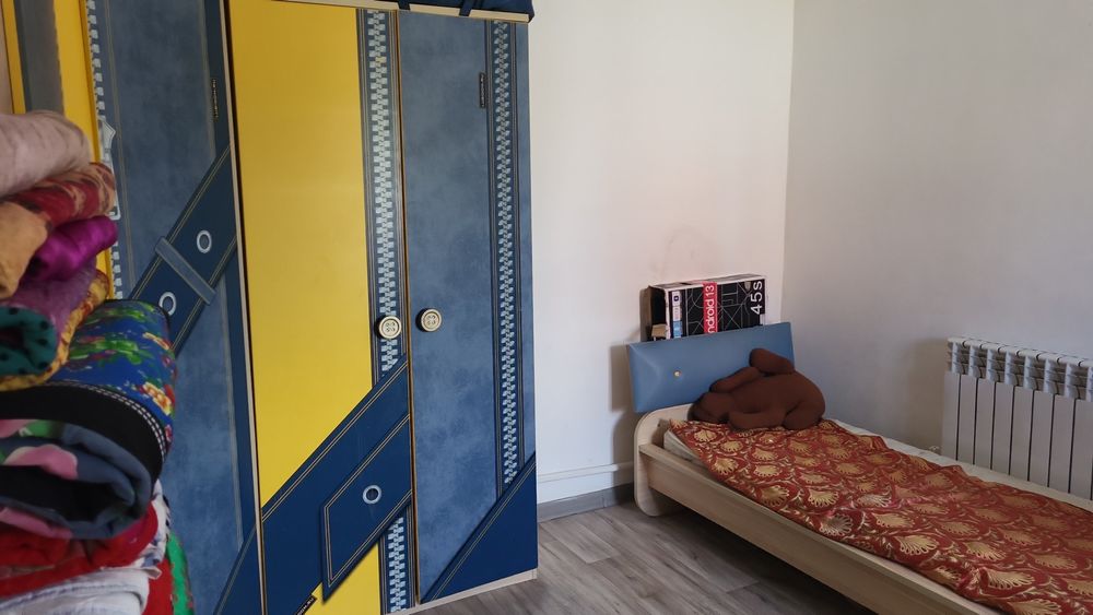 Частный дом на кирпичном