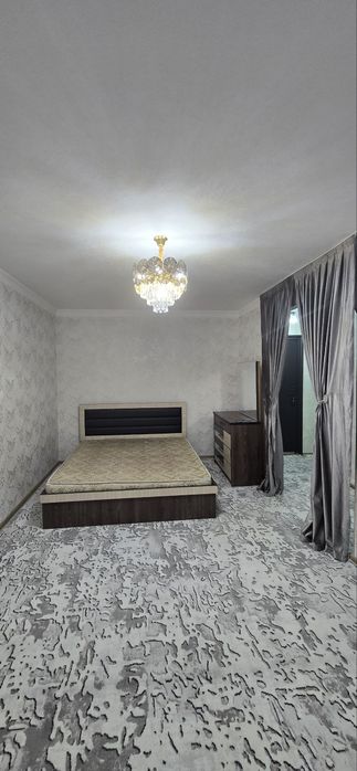 1 хонали Сотилади Грил бар евра ремонт