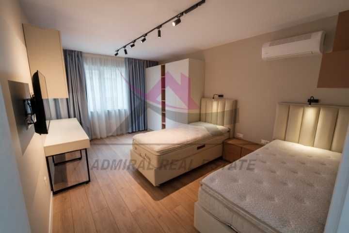 Продава се Тристаен апартамент в Варна, Център - 133 кв.м за 1526 €/кв.м - Снимка #3