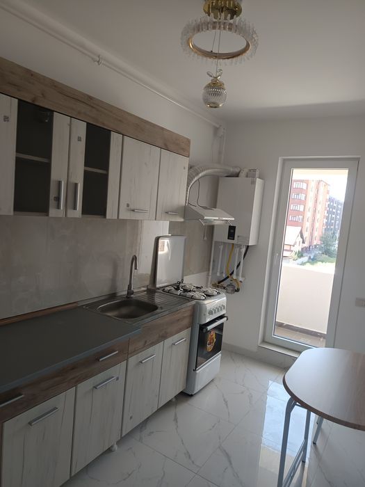 Închiriez garsonieră nouă 35 mp