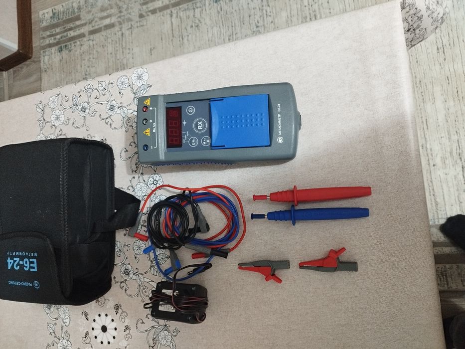 Продам Мегаомметр Е6-24.