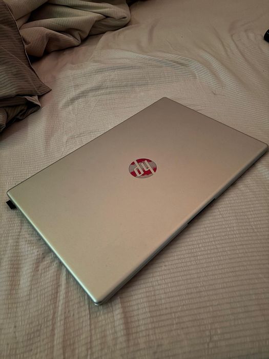 Ноутбук HP 15-fc0083ci 15.6" / 8 Гб / SSD 512 Гб /