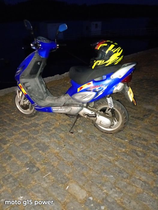 Scuter 2t motorizare Minarelli 50cc