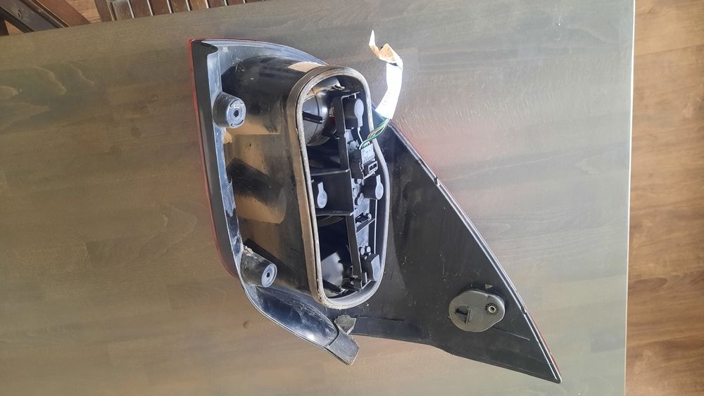 Renault Laguna - оригинален десен стоп за комби