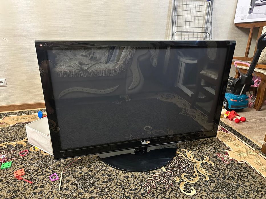 Продам телевизор LG