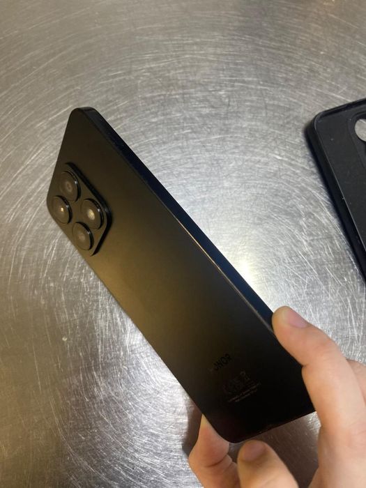 Хонор х8а обменяю