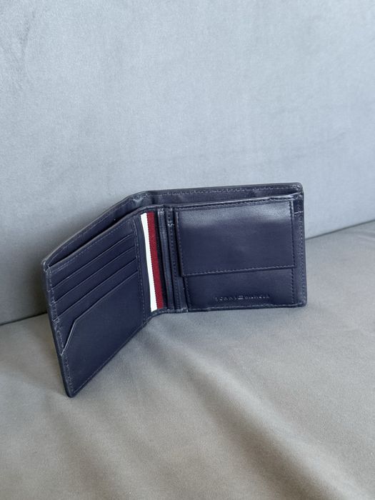 Portofel Tommy Hilfoger de piele