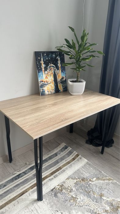 Продается Письменный стол