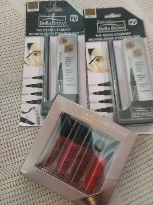 Комплект течни матови червила и молив за вежди