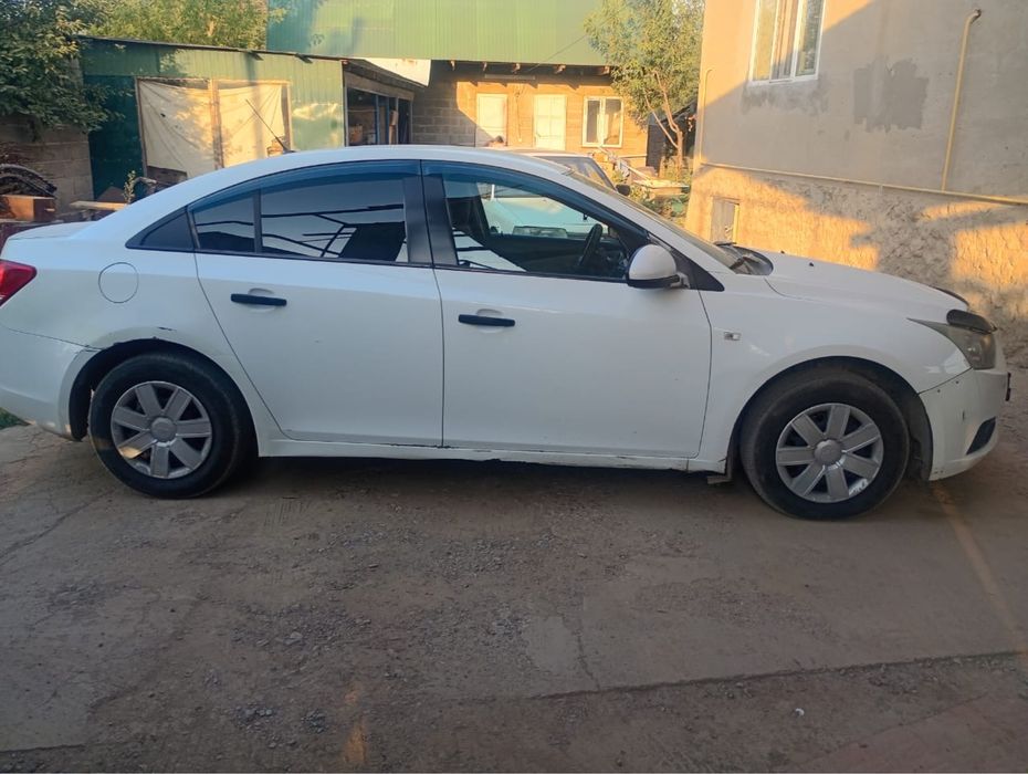 Chevrolet cruze 2011