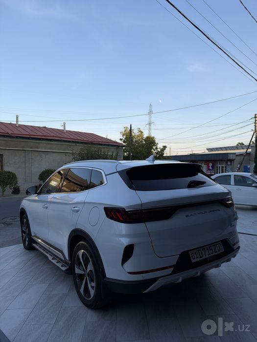 BYD Song Plus Flagship