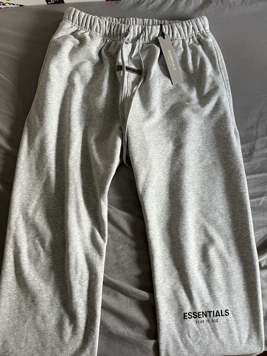 Essentials FOG анцуг