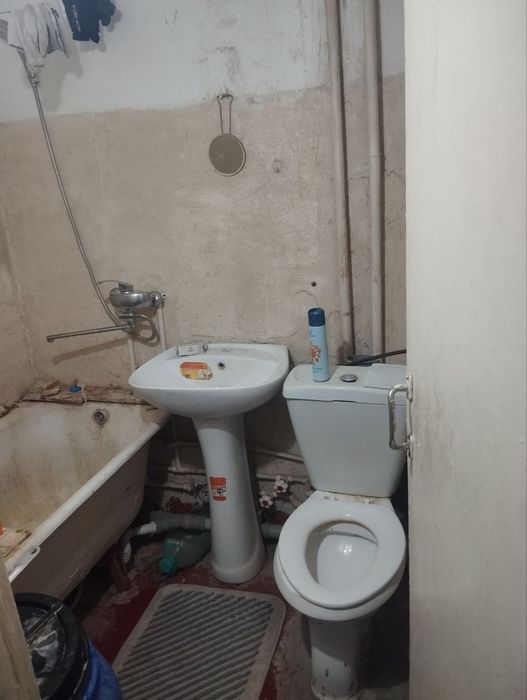 Tez va arzon narxlarda uy sotiladi