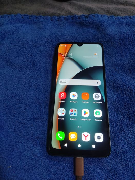Redmiy.  A 03 telfon