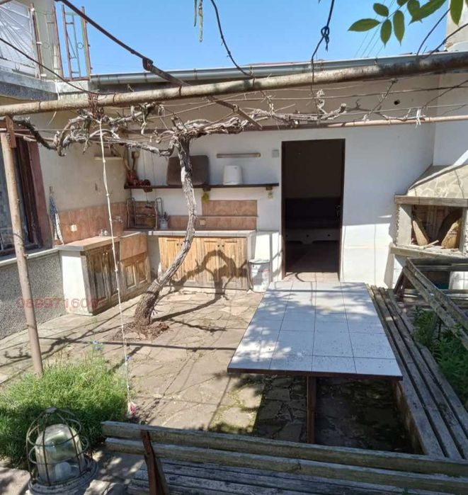 Продава се Къща в Варна, Автогара - 230 кв.м за 327 €/кв.м - Снимка #9