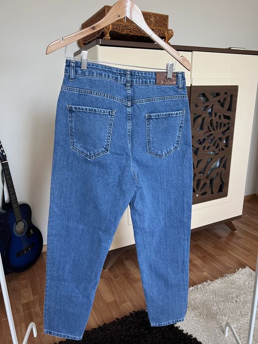 Синие джинсы