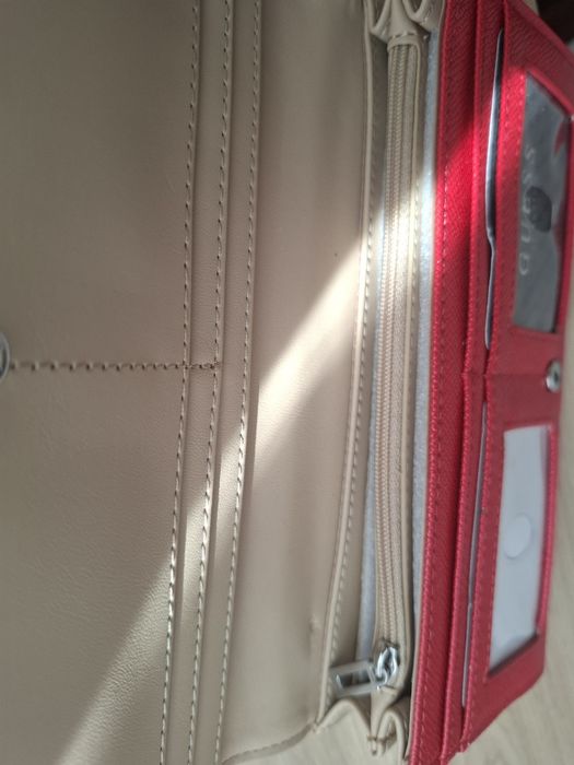 Portofel Guess Nou