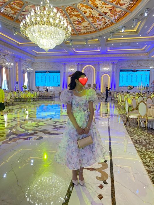 Платье на весну/выпускной/той/вечер