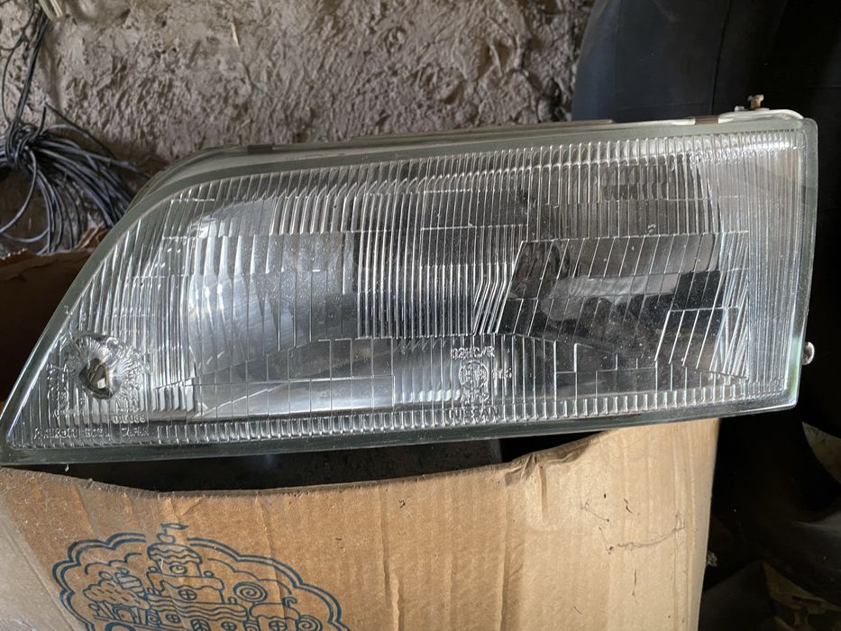 Продаю фары от ниссан максима 32 кузова