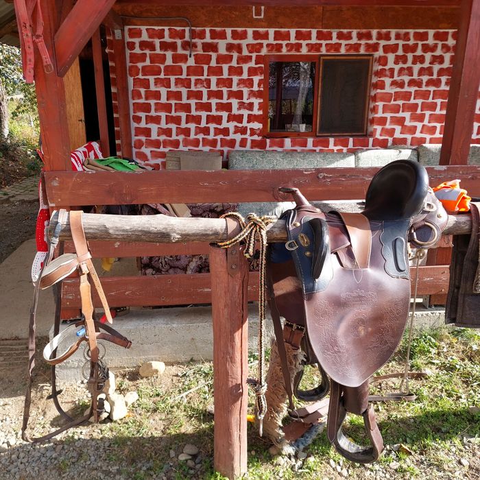 De vanzare sa Australina